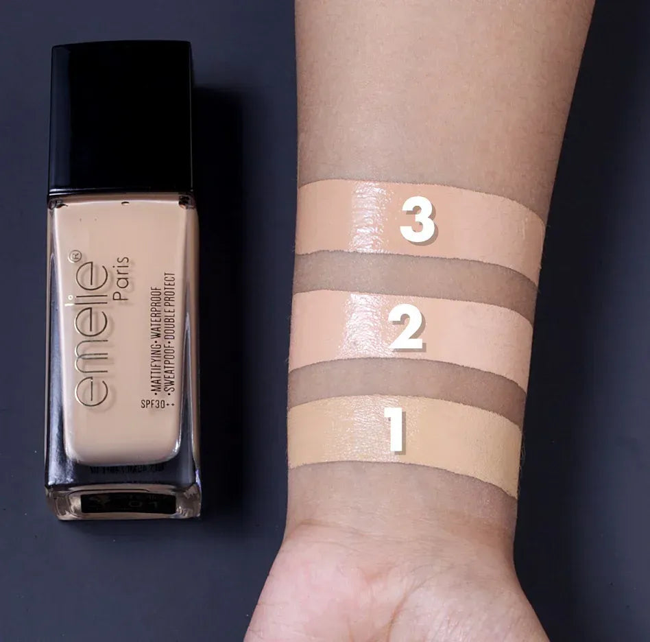 Emelie 24hour matte foundation